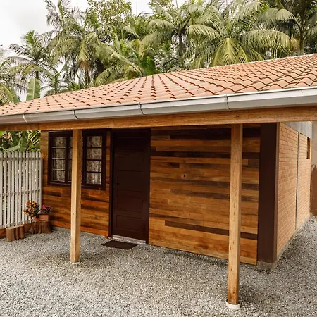 Casa Florescer Da Madeira Pomerode Exterior photo